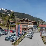 Near Kitzski Lift شقة