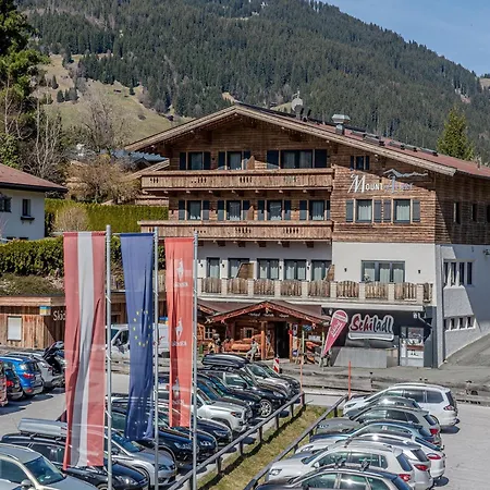 Near Kitzski Lift アパート